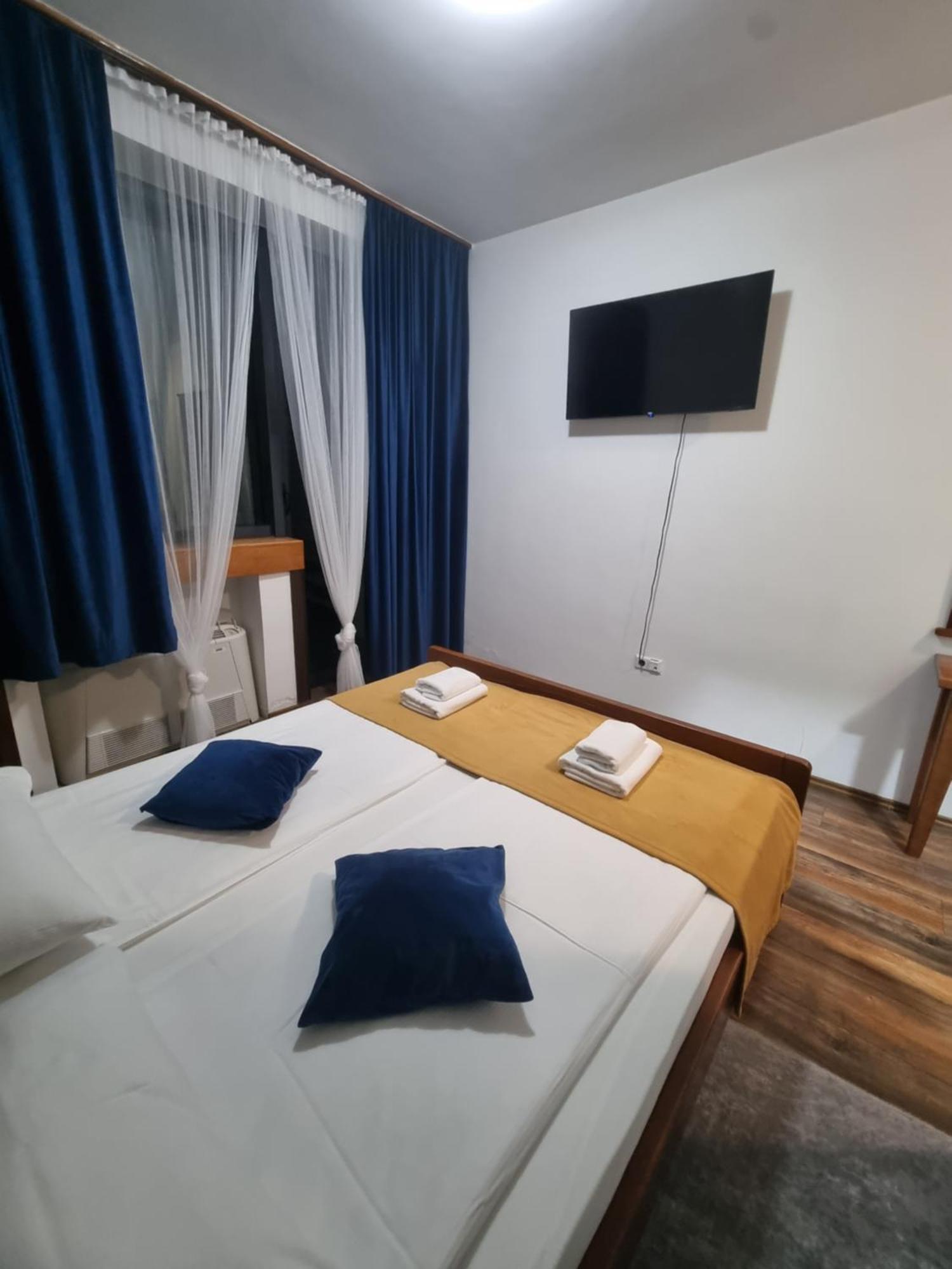 Hotel Paviljon บีฮัช ภายนอก รูปภาพ