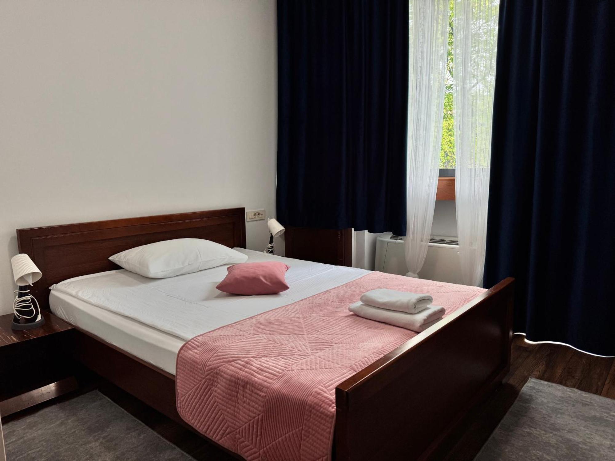 Hotel Paviljon บีฮัช ภายนอก รูปภาพ