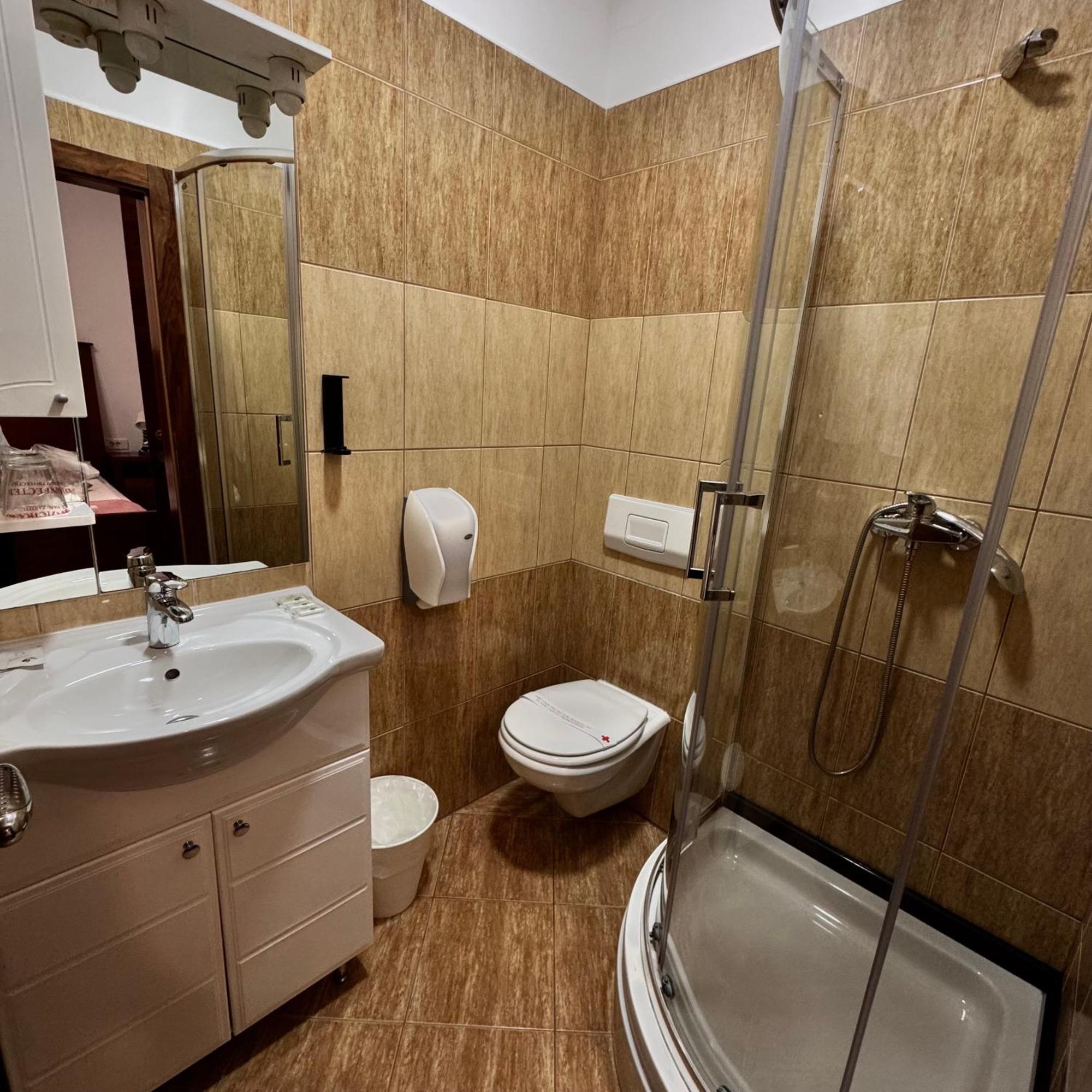Hotel Paviljon บีฮัช ภายนอก รูปภาพ