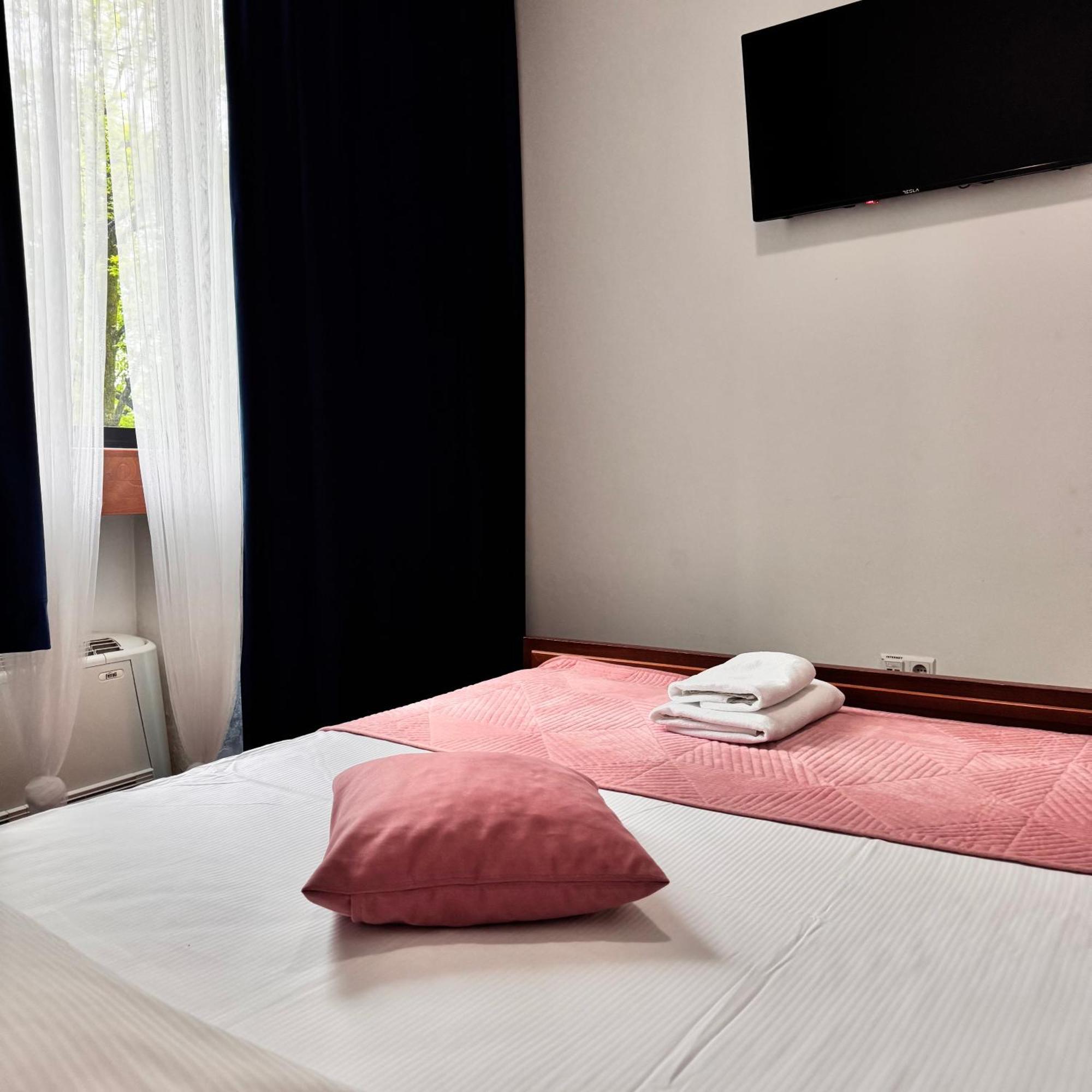 Hotel Paviljon บีฮัช ภายนอก รูปภาพ