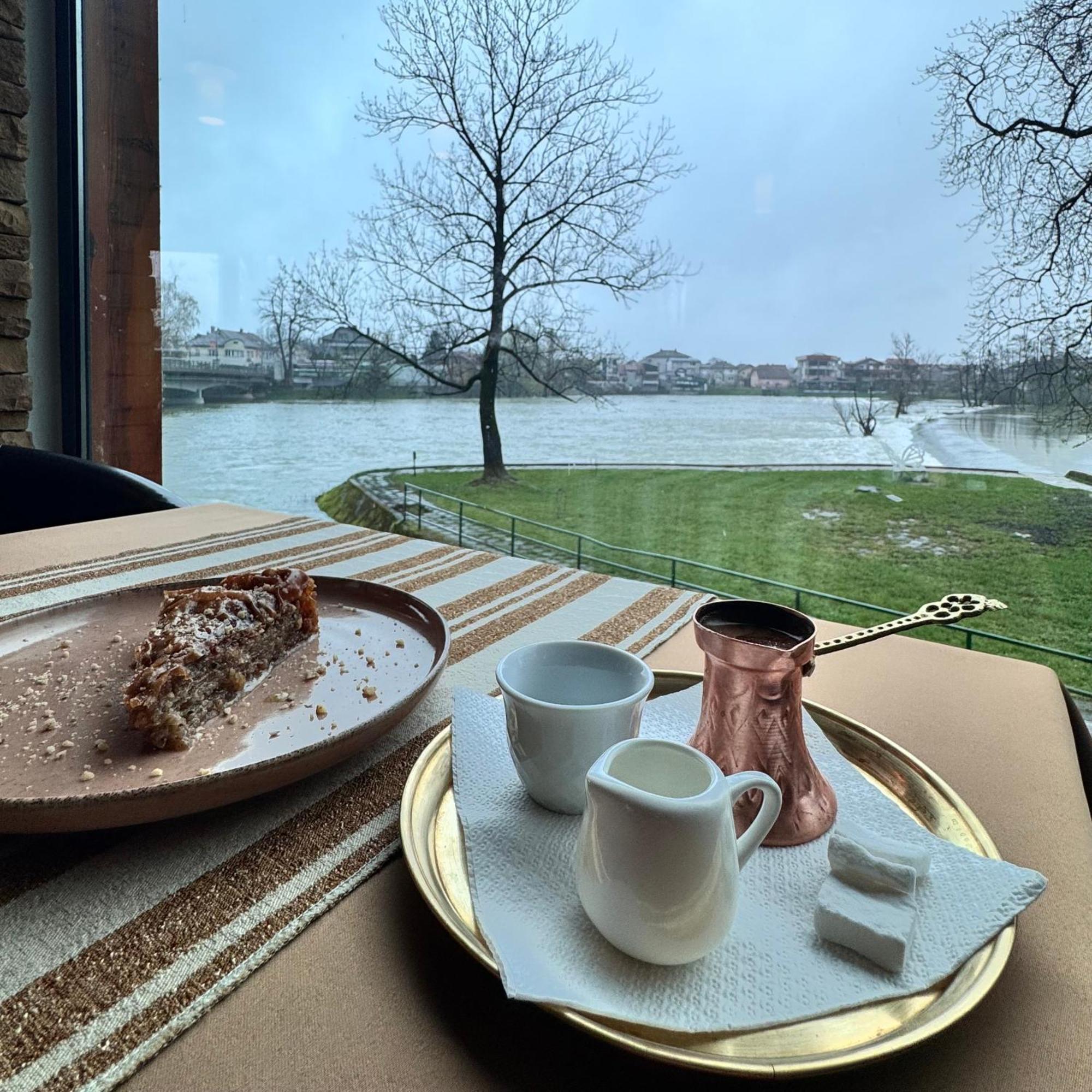 Hotel Paviljon บีฮัช ภายนอก รูปภาพ